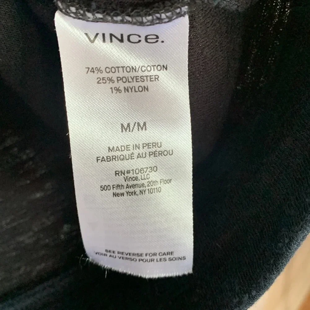 MENS VINCE LONG SLEEVE PULLOVER BLUE AND BLACK TOP SIZE MEDIUM COTTON/poly
